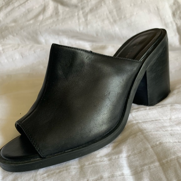 Blacks open toe mules - Picture 2 of 2
